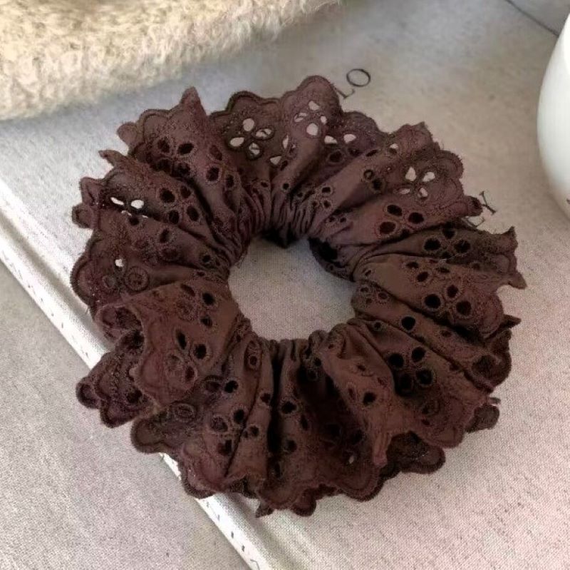 ESMERALDA SCRUNCHIE