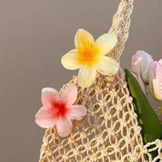 MIRABELLE Plumeria Hårklämma